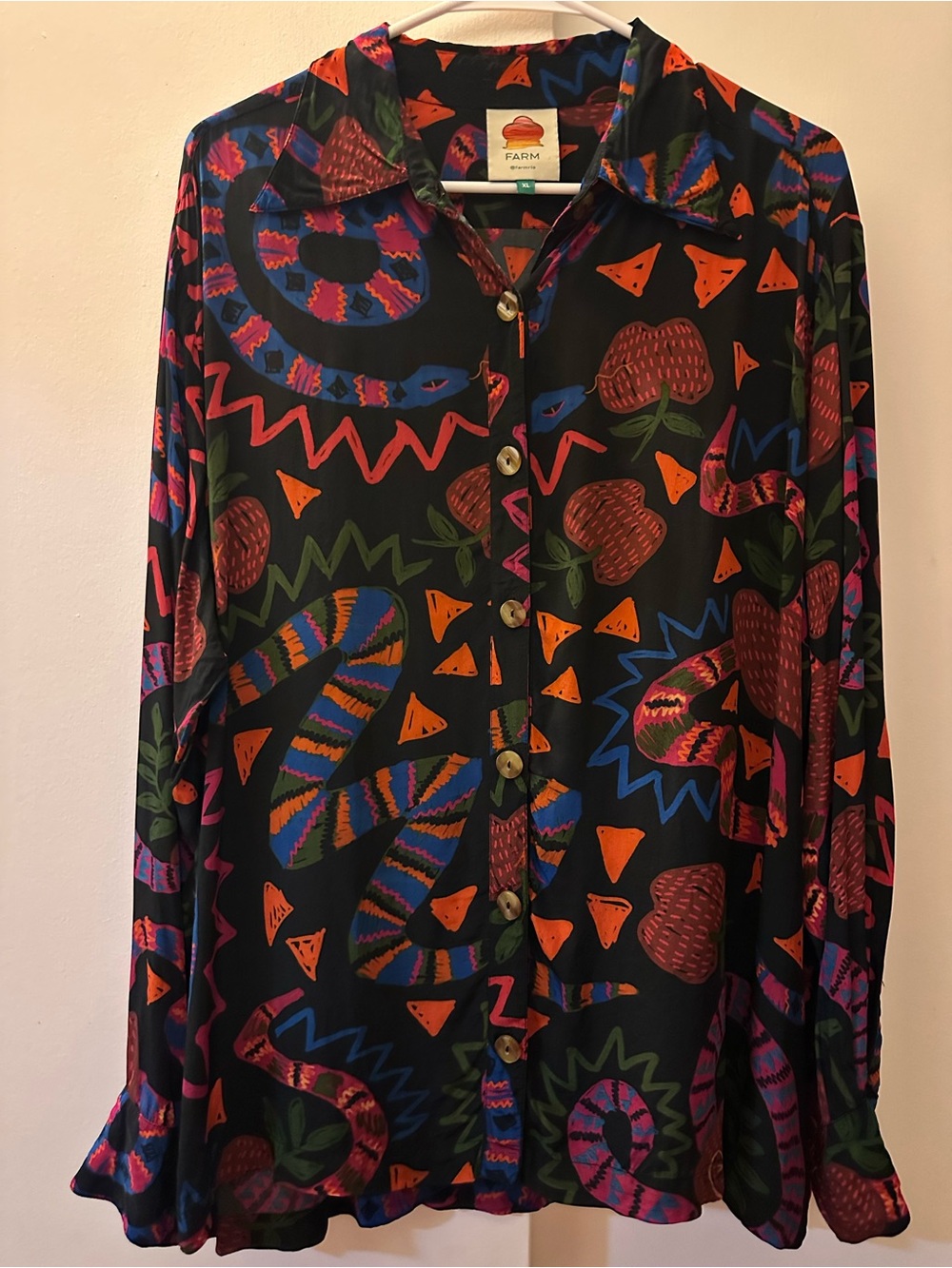FARM RIO Women’s Multicolor Snakes and Apples Button-Up Blouse Art XL